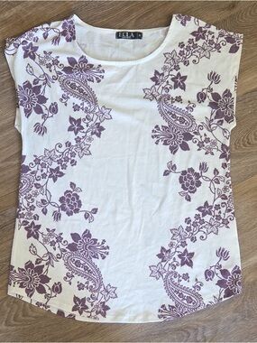 White Short Sleeve Scoop Neck Top with Lavender Paisley Floral Print